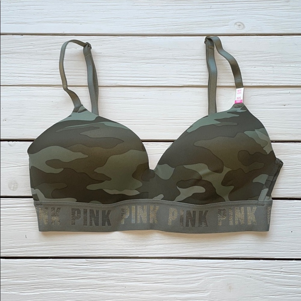 NWT VS PINK Wireless Lightly Lined Camouflage Bra size 32C